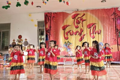 Trung thu – mùa trăng của yêu thương và tiếng cười trẻ nhỏ 🌕